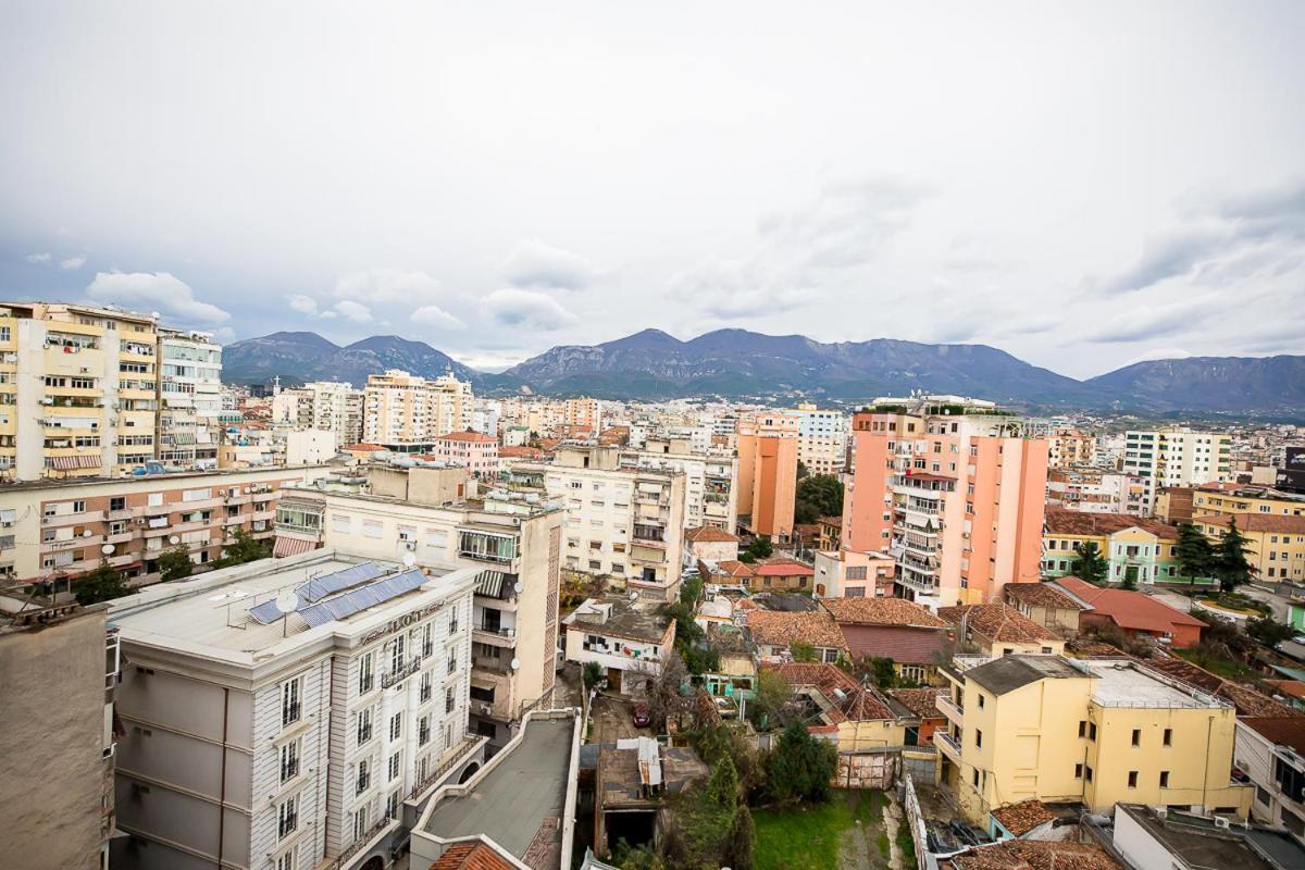 Lina - Tia, Chic Tirana Apartment Dış mekan fotoğraf